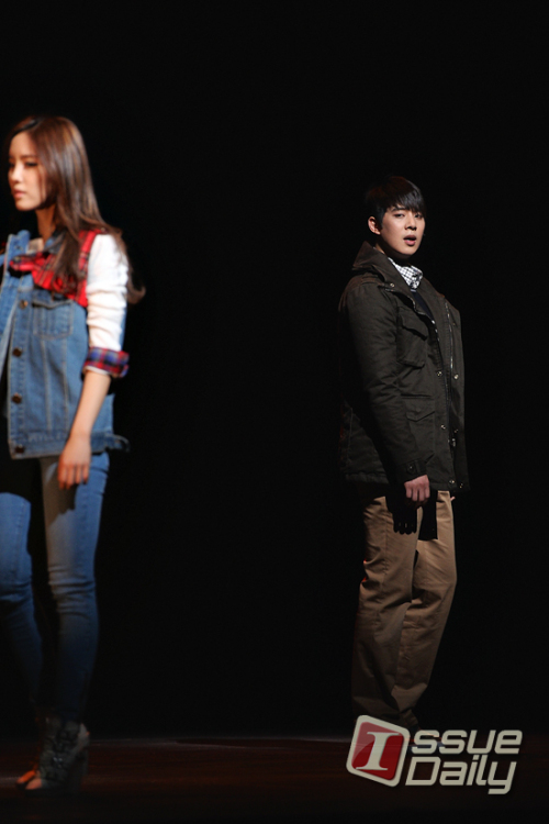 뮤지컬/우리들의 청춘 롤리폴리(2012)/<포토뉴스> ‘롤리폴리’ 효민-런, 우린 헤어질 수 없어!