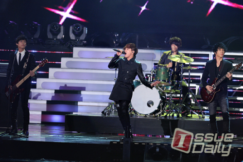 FT 아일랜드(FTISLAND), 가수(최종훈, 이홍기, 이재진, 최민환, 송승현)/<포토뉴스> FT아일랜드, 무대를 가득 채우는 보이스~