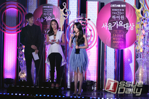 아이유(김지은), 가수/<포토뉴스> 아이유, ‘서울가요대상’ 본상 수상!