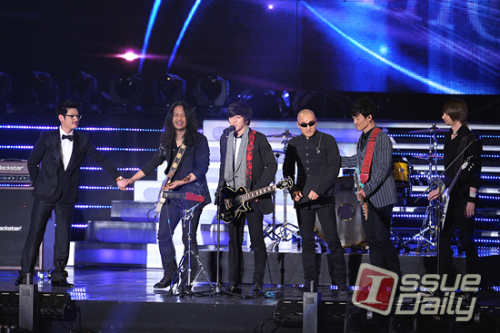 YB, 가수(윤도현, 박태희, 김진원, 허준)/<포토뉴스> YB, ‘서울가요대상’ 공연문화상 수상!