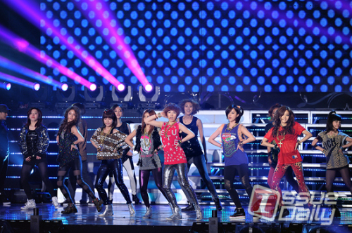 티아라(T-ara), 가수(보람, 지연, 효민, 은정, 큐리, 소연, 화영)/<포토뉴스> 티아라 ‘러비 더비’