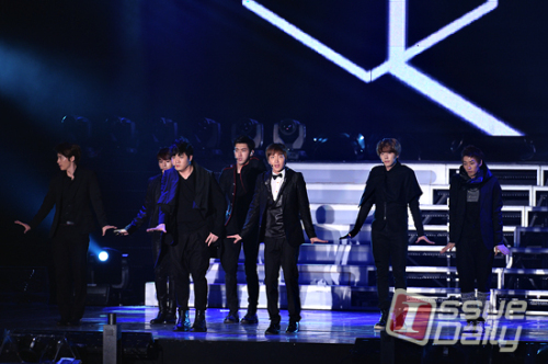 슈퍼주니어(Super Junior), 가수(이특, 희철, 예성, 신동, 성민, 은혁, 동해, 시원, 려욱, 규현)/ <포토뉴스> 슈퍼주니어, ‘Mr. 심플’