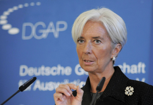 <YONHAP PHOTO-1036> Managing Director of the International Monetary Fund (IMF) Christine Lagarde gestures during her speech about the economic Challenges in 2012 at the German Council on Foreign Relations in Berlin, Monday, Jan. 23, 2012. Lagarde urged Europe to boost growth and firewalls. (AP Photo/Jens Meyer)/2012-01-23 22:23:10/ <저작권자 ⓒ 1980-2012 ㈜연합뉴스. 무단 전재 재배포 금지.>
Managing Director of IMF Christine Lagarde
AP-Yonhap News