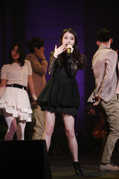 아이유(김지은), 가수/ 아이유 `일본 삼촌팬’도 만들어 지나?
