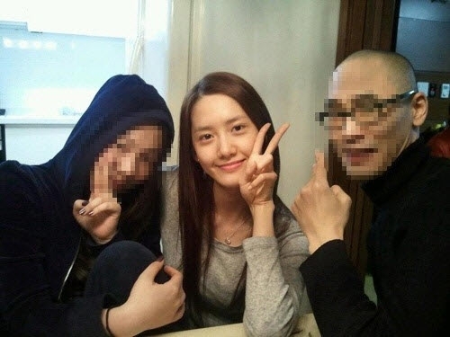 윤아(임윤아), 가수(소녀시대), 탤런트/소시 윤아, 설날에 친척들과 ‘굴욕 없는 민낯’으로 찰칵