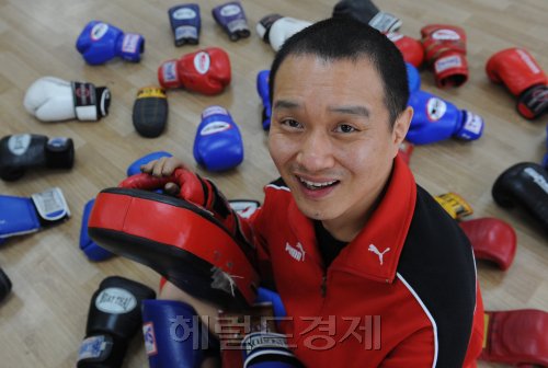 이기섭관장.<br />이상섭 기자. babtong@heraldm.com 2011.12.28\r\n이기섭관장.\n이상섭 기자. babtong@heraldm.com 2011.12.28