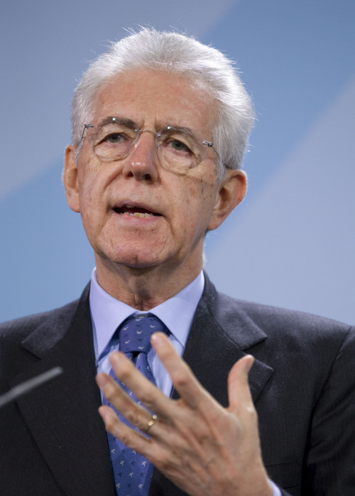 <YONHAP PHOTO-1869> Italian Prime Minister Mario Monti gestures during a news conference with German Chancellor Angela Merkel, not seen, at the chancellery in Berlin, Germany, Wednesday, Jan. 11, 2012. (AP Photo/Gero Breloer)/2012-01-11 23:12:25/ <저작권자 ⓒ 1980-2012 ㈜연합뉴스. 무단 전재 재배포 금지.>
Italian Prime Minister Mario Monti. AP-Yonhap News