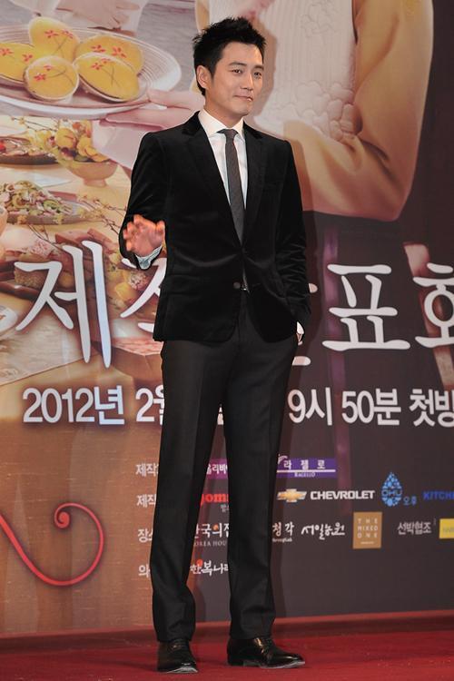 주상욱, 탤런트,영화배우/ ‘신들의 만찬’ 주상욱 “이번에는 실장 아니라 팀장입니다”