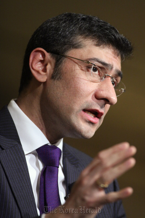 Rajeev Suri, CEO of Nokia Siemens Network. Bloomberg