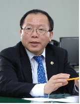 김동선 전 중기청장 / 김동선 전 중기청장 숭실대 정교수 부임