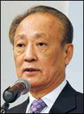 김승유, 하나금융지주 (대표이사 회장), 미소금융중앙재단 (이사장)/하나금융, 외환銀 인수대금 납부 다소 지연