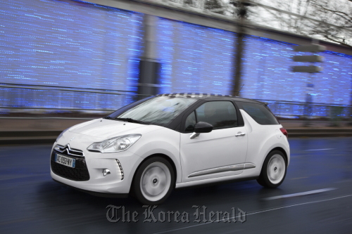 The Citroen DS3 series
시트로엥_DS3_3 / Caption - cynthia article