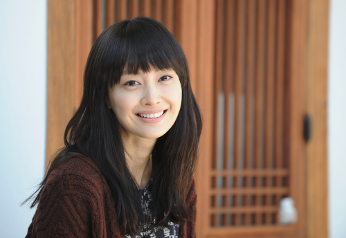 영화배우 이나영 인터뷰.<br />이상섭 기자. babtong@heraldm.com 2012.02.01\r\n영화배우 이나영 인터뷰.\r\n이상섭 기자. babtong@heraldm.com 2012.02.01