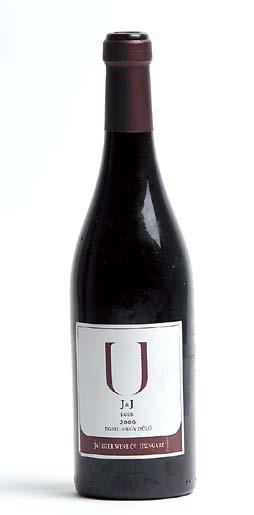 The 2006 J&J Eger Eged-Hegy Dulo Kekfrankos, with its lively acidity and complexity make it a beautiful wine with food, especially roasted or braised lamb or beef, grilled sausages and chops. (Los Angeles Times/MCT)