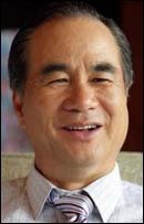 윤석금, 웅진그룹 (회장)/다시 알짜사업 매각 결단 웅진 윤석금 회장