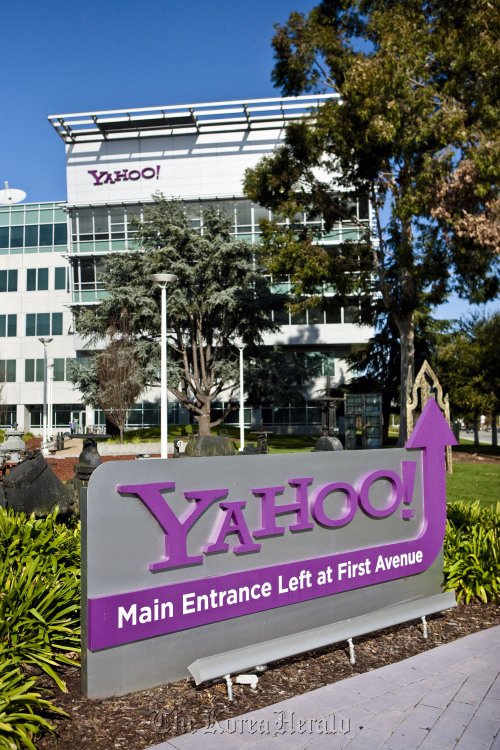 Chairman, 3 others out in Yahoo board shake-up - The Korea Herald