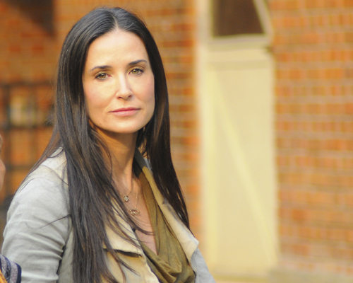 데미 무어(Demi Moore), 영화배우(미국)/추락한 데미무어, 이혼 충격이 얼마나 컸길래…