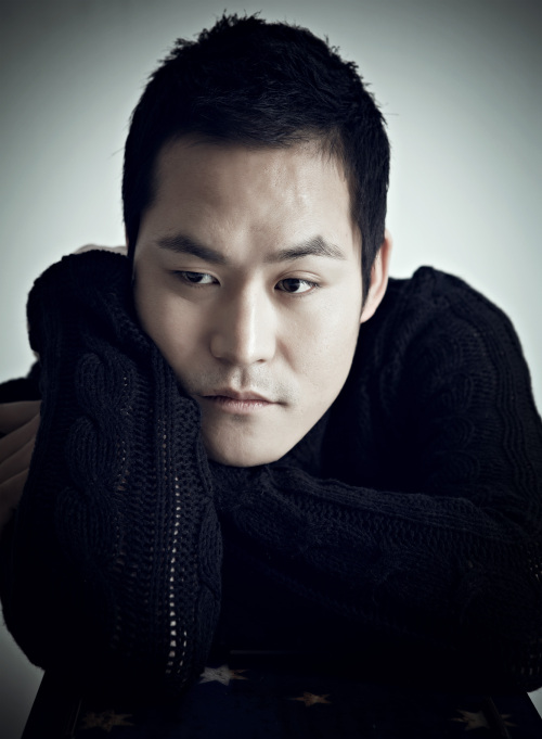 김성균, 연극배우, 영화배우/ (인터뷰) 김성균 “최민식, 하정우와 연기? 믿을 수 없었죠”