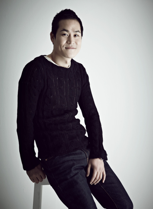 김성균, 연극배우, 영화배우/ (인터뷰) 김성균 “최민식, 하정우와 연기? 믿을 수 없었죠”