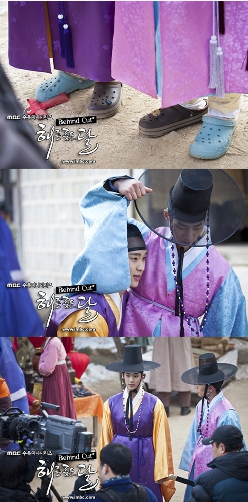 김수현, 탤런트/  김수현 커플 신발 ‘화제’…“교태전에 안드는 이유가 운 때문”