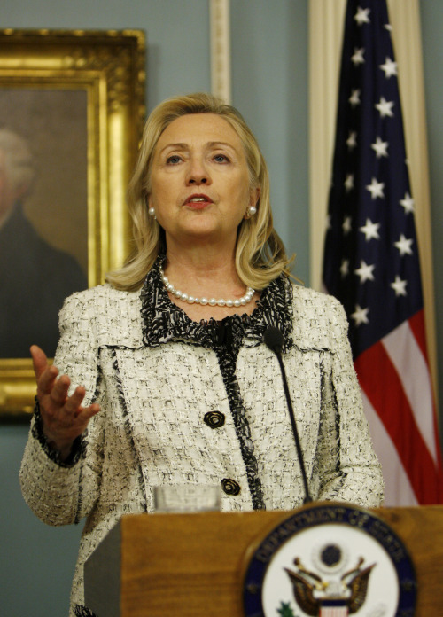 <YONHAP PHOTO-0857> (120201) -- WASHINGTON D.C., Feb. 1, 2012 (Xinhua) -- U.S. Secretary of State Hillary Clinton speaks during a joint press conference with Singaporean Foreign Minister K. Shanmugam following their meeting in Washington, D.C., capital of the United States, Feb. 1, 2012. (Xinhua/Fang Zhe)/2012-02-02 09:06:14/ <저작권자 ⓒ 1980-2012 ㈜연합뉴스. 무단 전재 재배포 금지.>
Hillary Clinton
Xinhua-Yonhap News