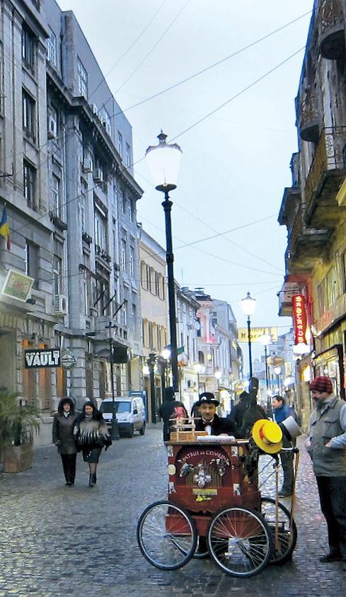 A gypsy fortune teller in the Old City of Bucharest. (Laurie Hertzel/Minneapolis Star Tribune/MCT)