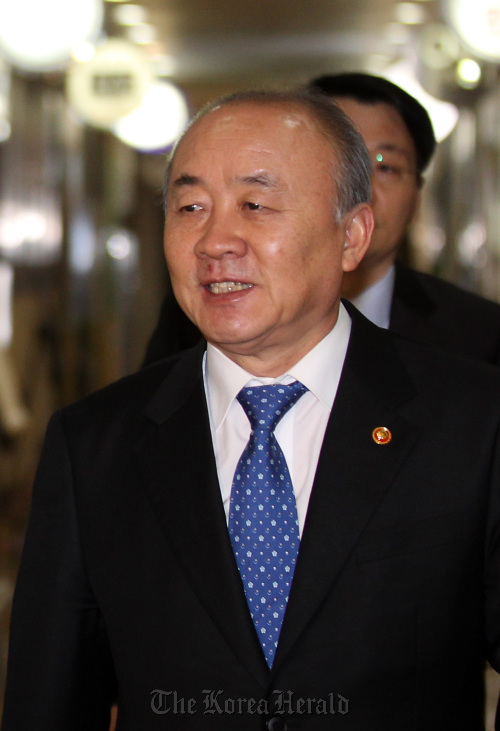 Unification Minister Yu Woo-ik (Yonhap News)