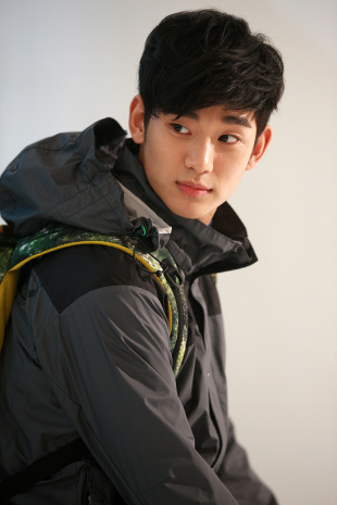 김수현, 탤런트/ ［패션화보］‘해품달’ 김수현도 아웃도어 모델 됐다