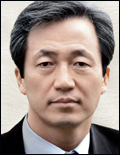 정몽준, 한나라당 국회의원, 대한축구협회 명예회장, 외교통상통일위원회 위원/ 아산재단, 장학금 39억원 전달