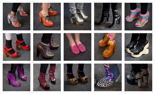 <YONHAP PHOTO-0230> This combination photo of Saturday, Feb. 11, 2012, photos, show the shoes worn by guests at Lincoln Center during Fall Fashion Week, in New York. (AP Photo/John Minchillo) /2012-02-15 06:02:39/ <저작권자 ⓒ 1980-2012 ㈜연합뉴스. 무단 전재 재배포 금지.>
This combination photo shows the shoes worn by guests at Lincoln Center during Fall Fashion Week, in New York.  AP-Yonhap News