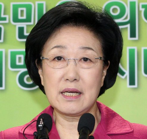 한명숙, 민주통합당 (대표)/DUP leader demands Lee sack his Cabinet