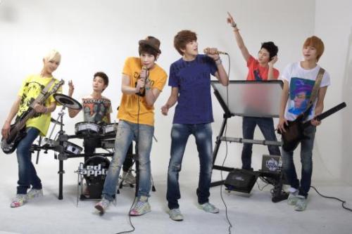 레드애플(LED Apple), 가수(광연, 영준, 규민, 효석, 건우, 한별)/레드애플 “춤추는 밴드라는 선입견을 버려주세요”