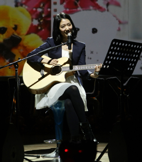 박신혜, 탤런트, 영화배우/ 박신혜, 팬미팅서 직접 작사한 노래 불러