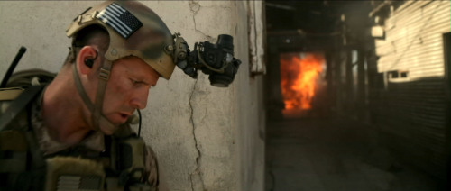 <YONHAP PHOTO-0711> In this image released by Relativity Media, a scene is shown from the film "Act of Valor," starring real, active-duty Navy SEALs. The commanders allowed a small, independent film company into their elite ranks to turn live training exercises into a feature-length movie five years ago, in hopes of drumming up recruits fast. (AP Photo/ Relativity Media)/2012-02-16 09:07:18/ <저작권자 ⓒ 1980-2012 ㈜연합뉴스. 무단 전재 재배포 금지.>
In this image released by Relativity Media, a scene is shown from the film “Act of Valor,” starring real, active-duty Navy SEALs.  AP-Yonhap News