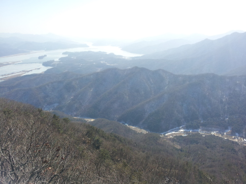 [박인호의 전원별곡](전원명당-56) 남양주 운길산역 일대 “아름다운 산수를 갖춘 ‘서울 옆 동네’…도시와 전원의 이중생활, 바로 여기지요”