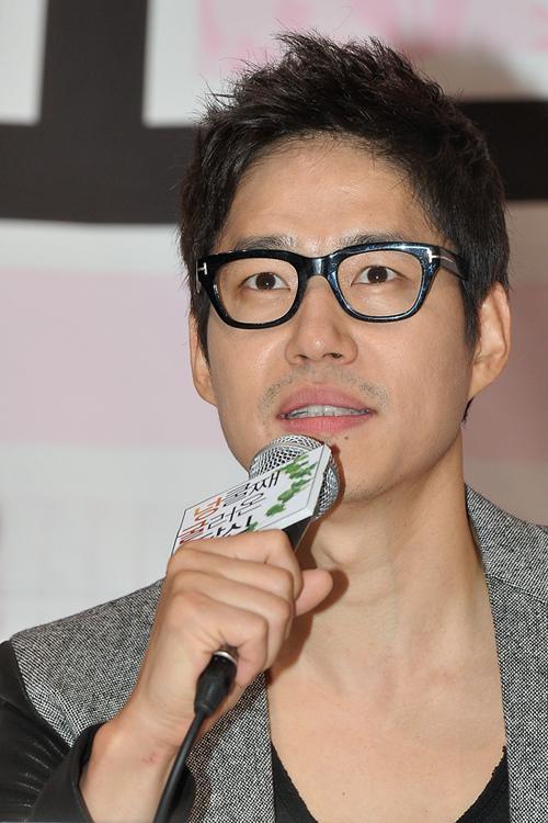 유준상, 영화배우, 교수/유준상 “‘넝쿨째 굴러온 당신’ 많이 기대해달라” 애정 과시