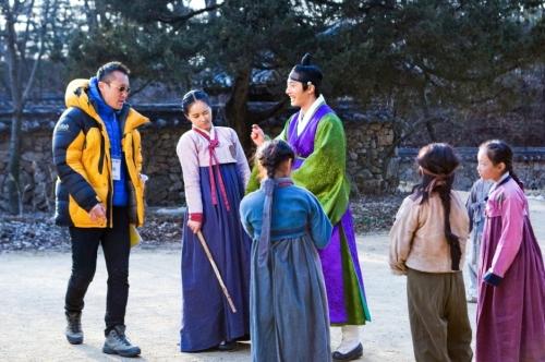 정일우, 탤런트, 영화배우/ 한가인(김현주), 탤런트, 영화배우/‘해품달’ 정일우ㆍ한가인, 순애보 그만…다정한 한 때