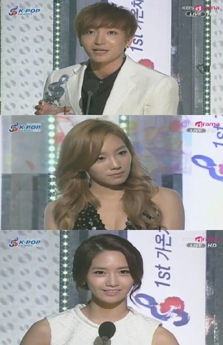 시상식/'제1회 가온차트 K-POP 어워드'(2012년 2월 22일)/(진행: 태연(소녀시대), 주영훈)/‘가온’ 슈퍼주니어-소녀시대, 3-4분기 올해의 가수상 ‘쌍끌이’