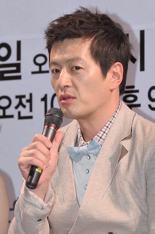 정찬, 영화배우, 탤런트/  ‘노란복수초’ 정찬 “이벤트 필요성 못느낀다”