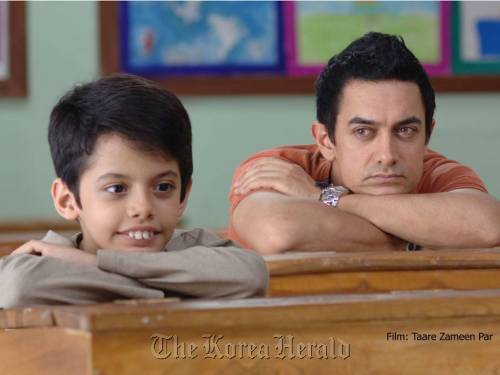 A scene from Aamir Kahn’s 2007 drama “Taare Zameen Par” (Stars on Earth), which is being screened during the upcoming Indian Film Festival in Seoul.  CJ CGV