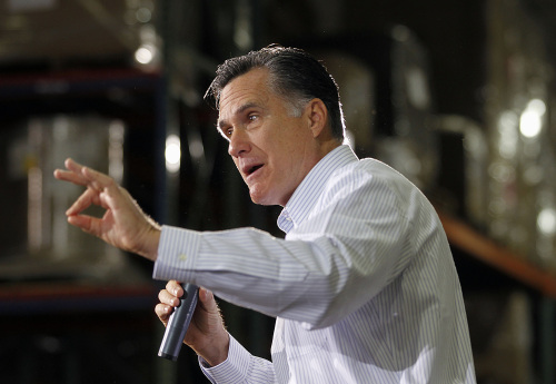 <YONHAP PHOTO-0021> Republican presidential candidate, former Massachusetts Gov. Mitt Romney speaks at a campaign rally in Rockford, Mich., Monday, Feb. 27, 2012. (AP Photo/Gerald Herbert)/2012-02-28 00:18:39/ <저작권자 ⓒ 1980-2012 ㈜연합뉴스. 무단 전재 재배포 금지.>
Republican presidential candidate Mitt Romney speaks at a campaign rally in Rockford, Michigan, Monday.        AP-Yonhap News