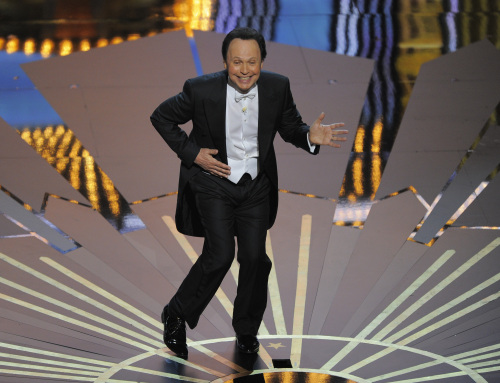 <YONHAP PHOTO-0933> Billy Crystal performs during the 84th Academy Awards on Sunday, Feb. 26, 2012, in the Hollywood section of Los Angeles. (AP Photo/Mark J. Terrill)/2012-02-27 10:45:59/ <저작권자 ⓒ 1980-2012 ㈜연합뉴스. 무단 전재 재배포 금지.>
Billy Crystal performs during the 84th Academy Awards on Sunday in the Hollywood section of Los Angeles.   AP-Yonhap News