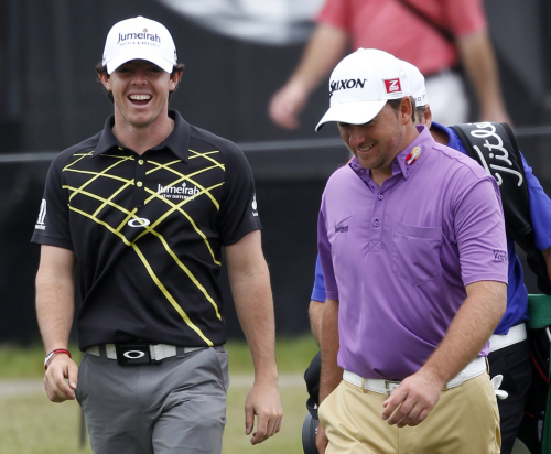 <YONHAP PHOTO-0355> Rory McIlroy, left, and Graeme McDowell, both of Northern Ireland, chat as they walk to the ninth hole during a practice round for the World Golf Championships, Wednesday, March, 7, 2012 in Doral, Fla. (AP Photo/Wilfredo Lee)/2012-03-08 06:05:20/ <저작권자 ⓒ 1980-2012 ㈜연합뉴스. 무단 전재 재배포 금지.>
Rory McIlroy (left) and Graeme McDowell chat during a practice round in Doral, Florida, Wednesday.  AP-Yonhap News
Rory McIlroy (left) and Graeme McDowell chat during a practice round in Doral, Florida, Wednesday.  AP-Yonhap News