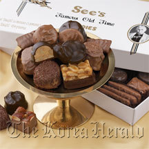 See’s Candies Korea stages a promotional event for its premium chocolate for White Day.  See’s Candies Korea