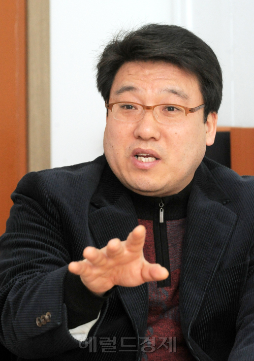 도희윤 탈북자 인권연대 대표 인터뷰./ 안훈기자 rosedale@ 2012.03.08\r\n도희윤 탈북자 인권연대 대표 인터뷰./ 안훈기자 rosedale@ 2012.03.08\r\n도희윤 탈북자 인권연대 대표 인터뷰./ 안훈기자 rosedale@ 2012.03.08