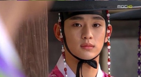 김수현 연예인 / 김수현 그대 한 사람…마지막 여심 사냥