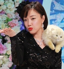 낸시랭 전여옥에 비꼬는 막말 “새 직장에선 돈 많이 받으세요”