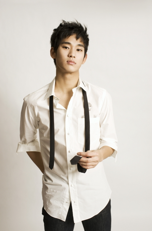 김수현 연예인/