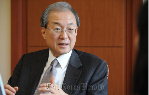 박태호 통상교섭본부장 인터뷰.<br />이상섭 기자. babtong@heraldm.com 2012.03.09
Bark Tae-ho