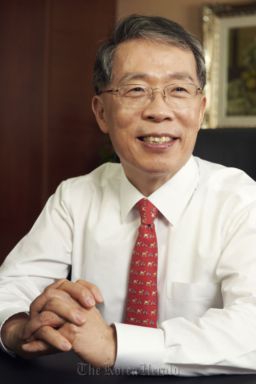 윤용로(금융인, 전 정무직공무원)